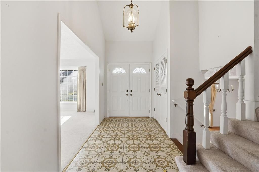 12824 W 82nd Street — photo 4