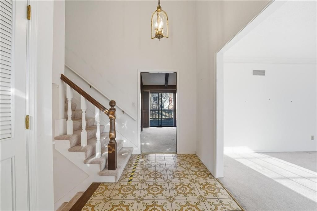12824 W 82nd Street — photo 5