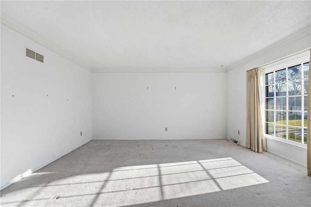 12824 W 82nd Street — photo 7