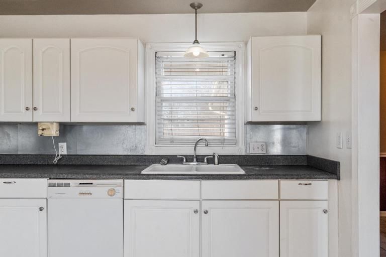 737 N Nettleton Avenue — photo 13