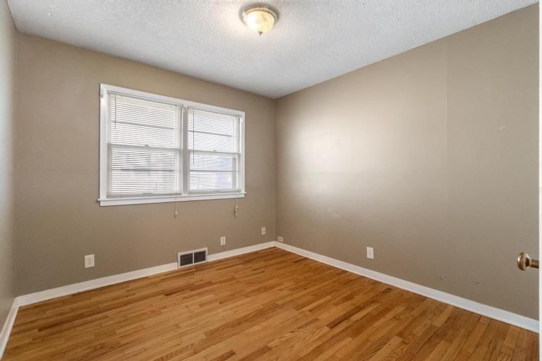 737 N Nettleton Avenue — photo 21