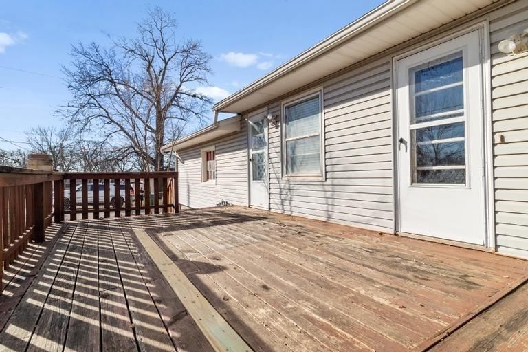 737 N Nettleton Avenue — photo 30