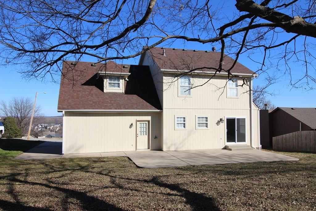 900 SW Shorthorn Drive — photo 29