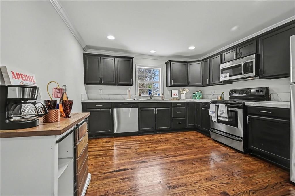8219 Walnut Street — photo 8