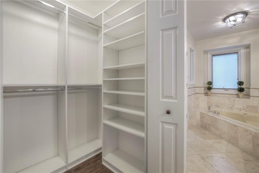 5828 PARK Circle — photo 17