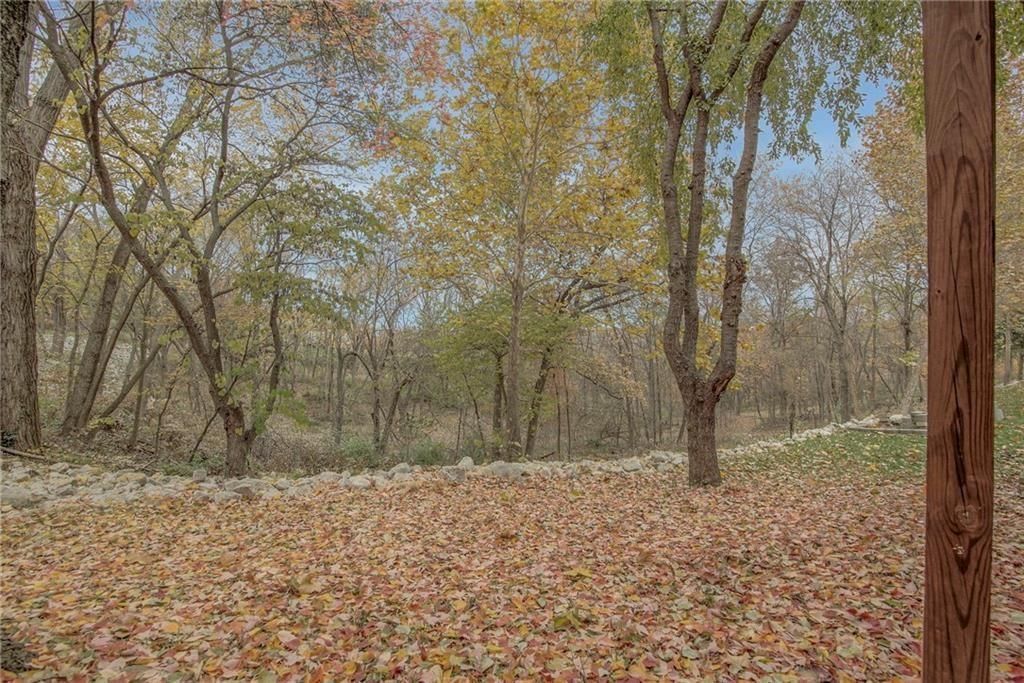 5828 PARK Circle — photo 25