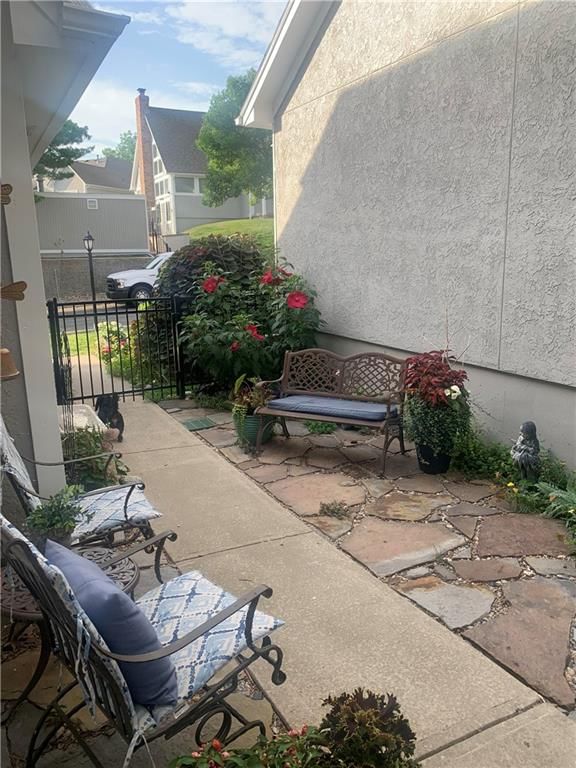 5828 PARK Circle — photo 29