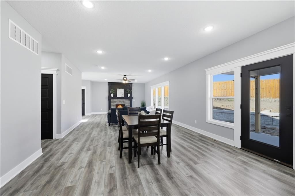 7901 Hoot Owl Street — photo 10