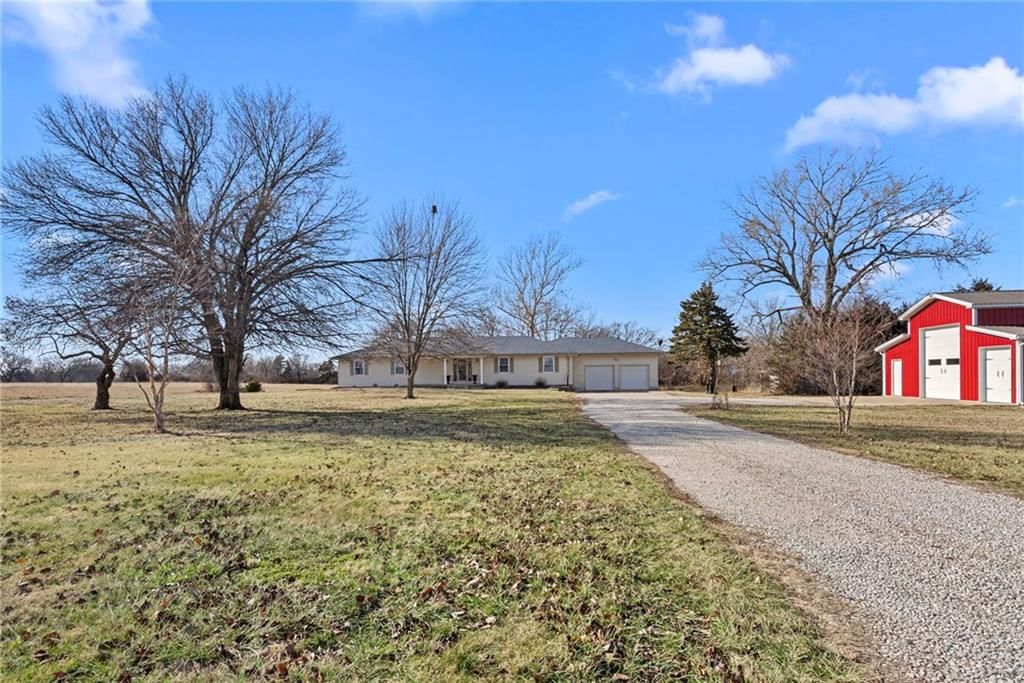 26930 Metcalf Road — photo 4