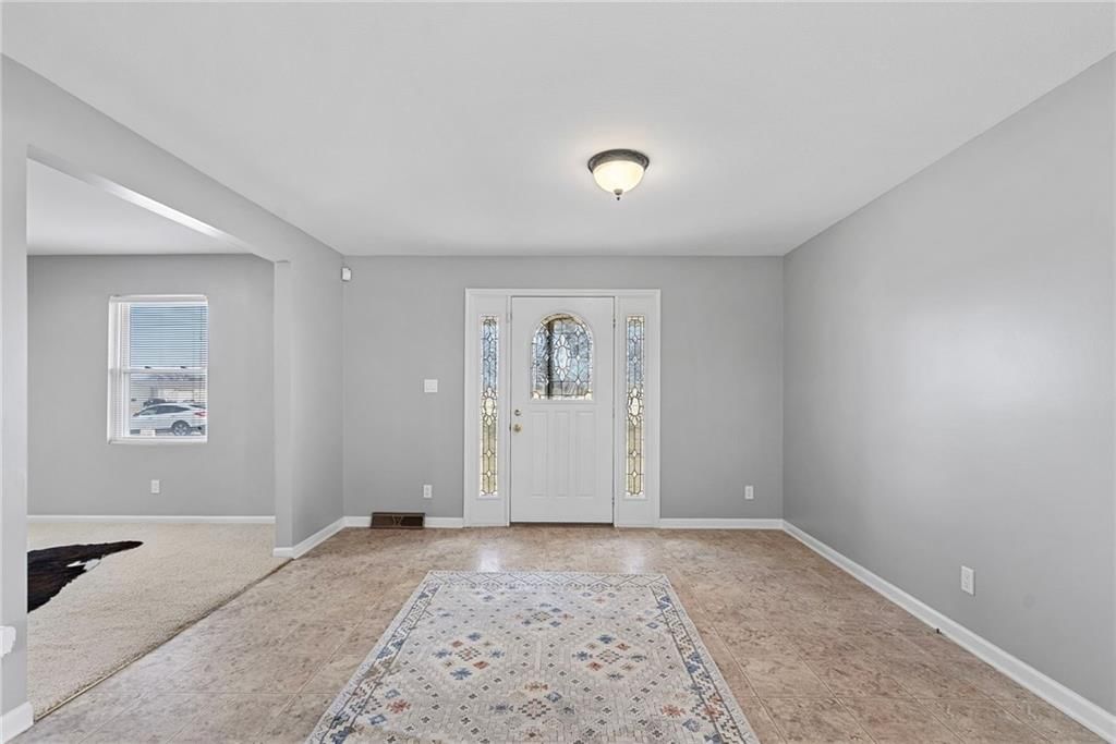26930 Metcalf Road — photo 8