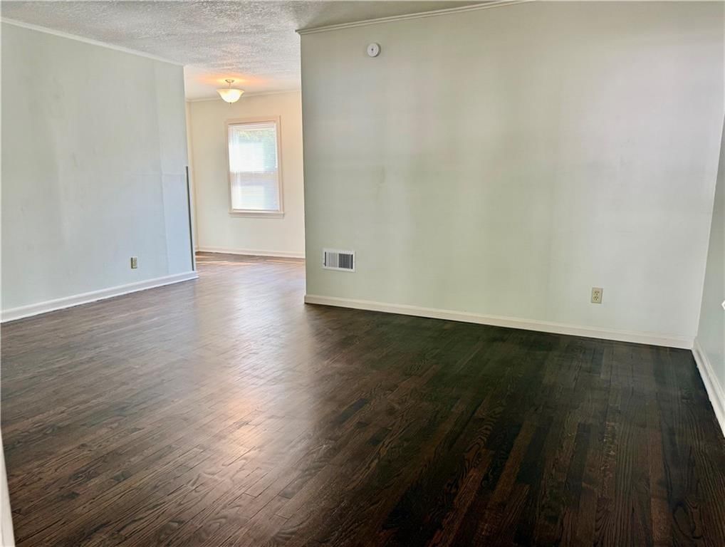 1437 E 25th Avenue — photo 11