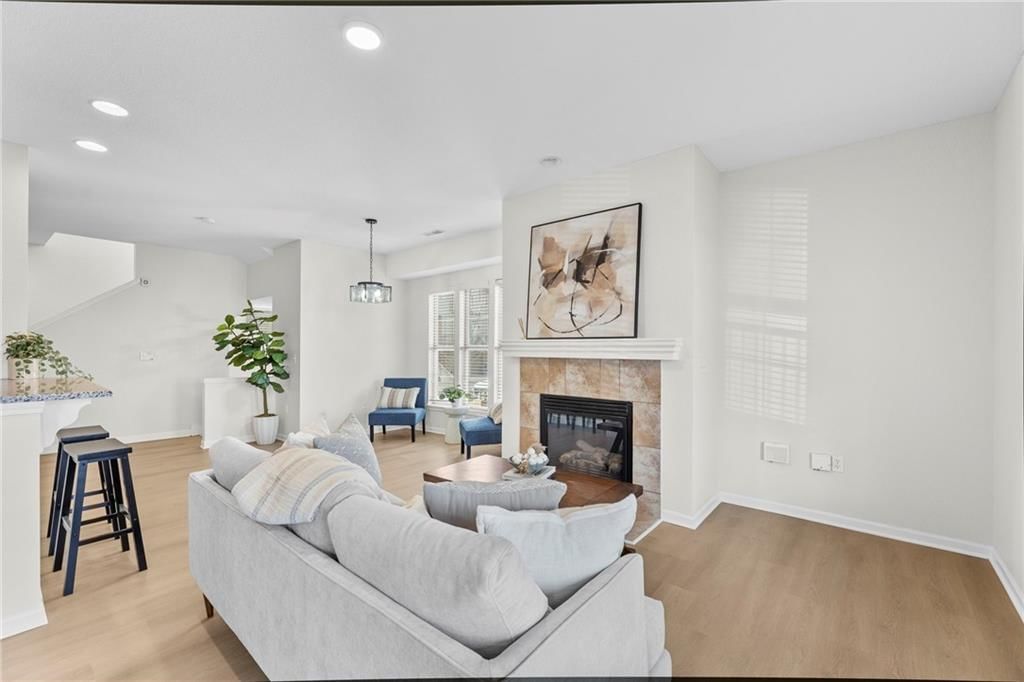 5245 Overland Drive — photo 6