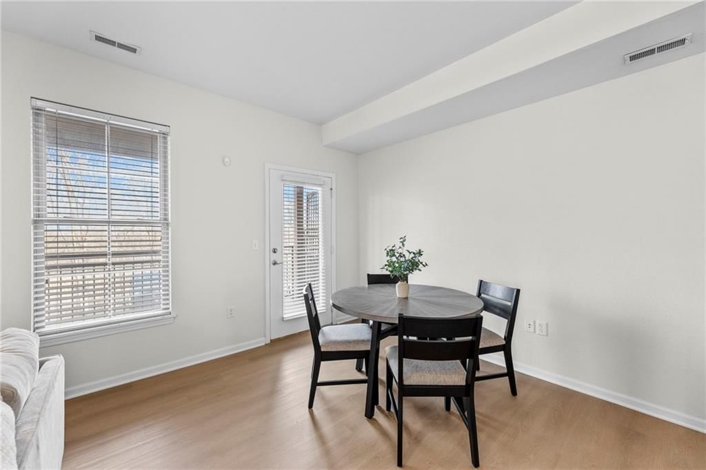 5245 Overland Drive — photo 10