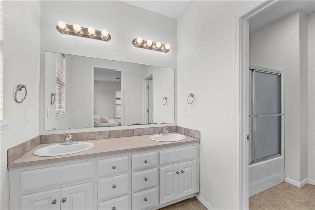 5245 Overland Drive — photo 21