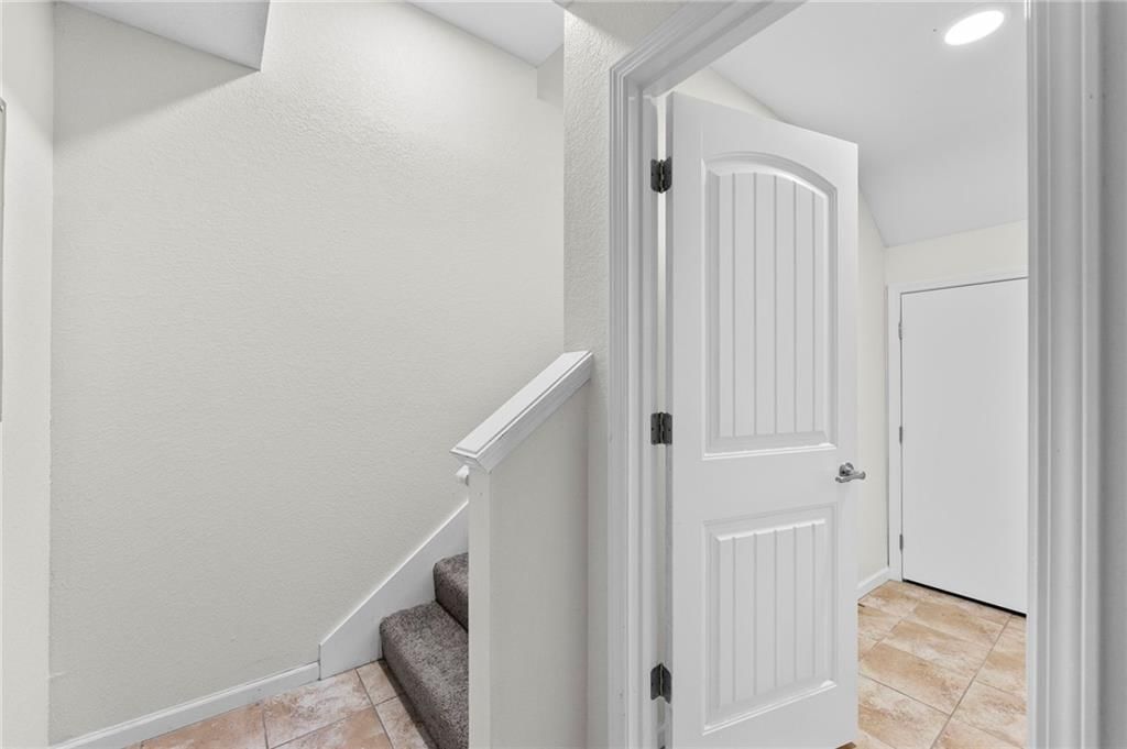 5245 Overland Drive — photo 28