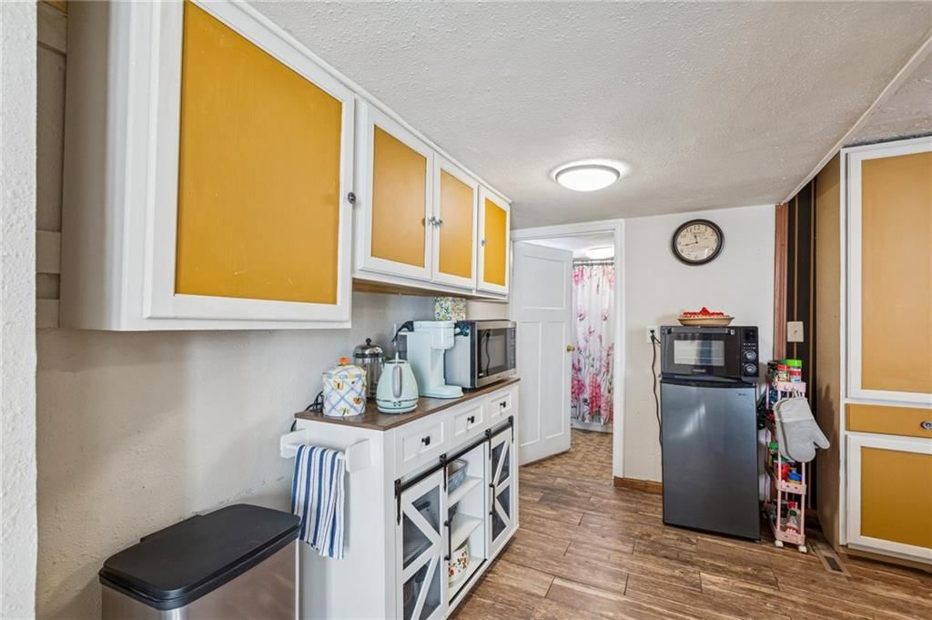 3022 Wallace Avenue — photo 17