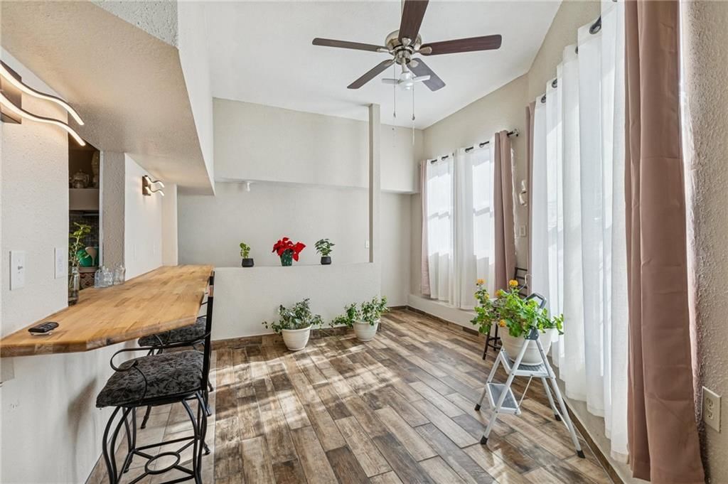 3022 Wallace Avenue — photo 30