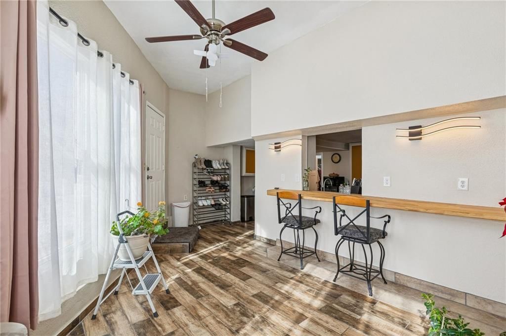 3022 Wallace Avenue — photo 31