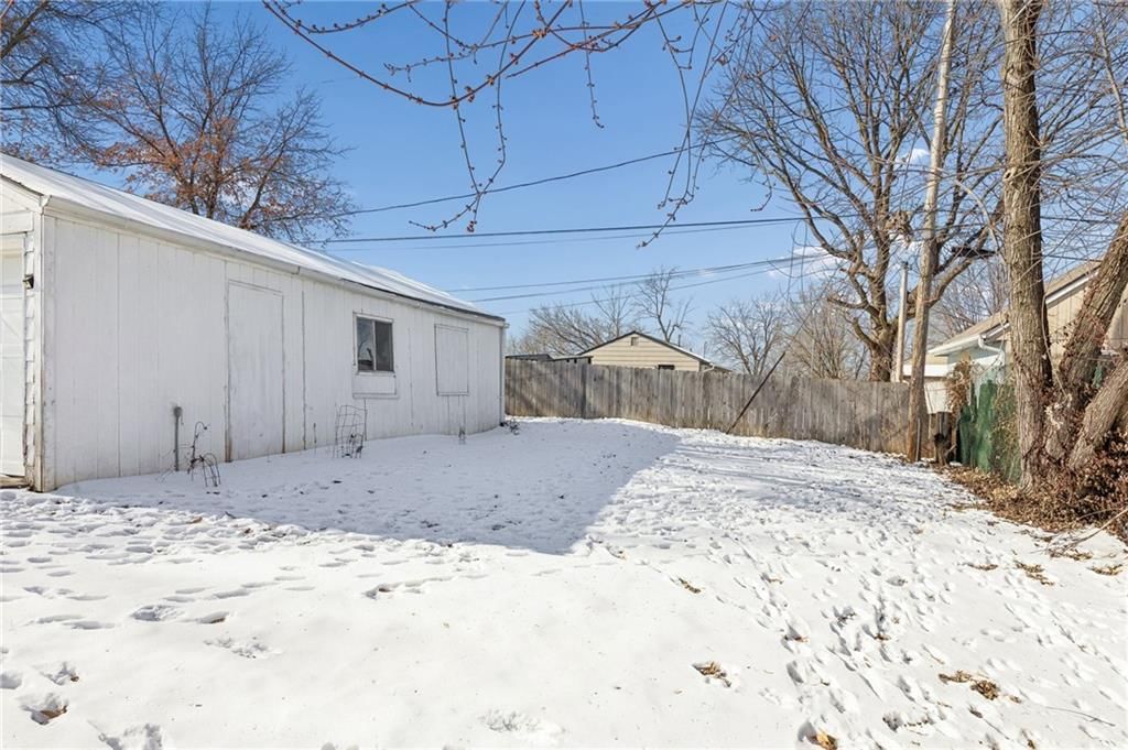 3022 Wallace Avenue — photo 34