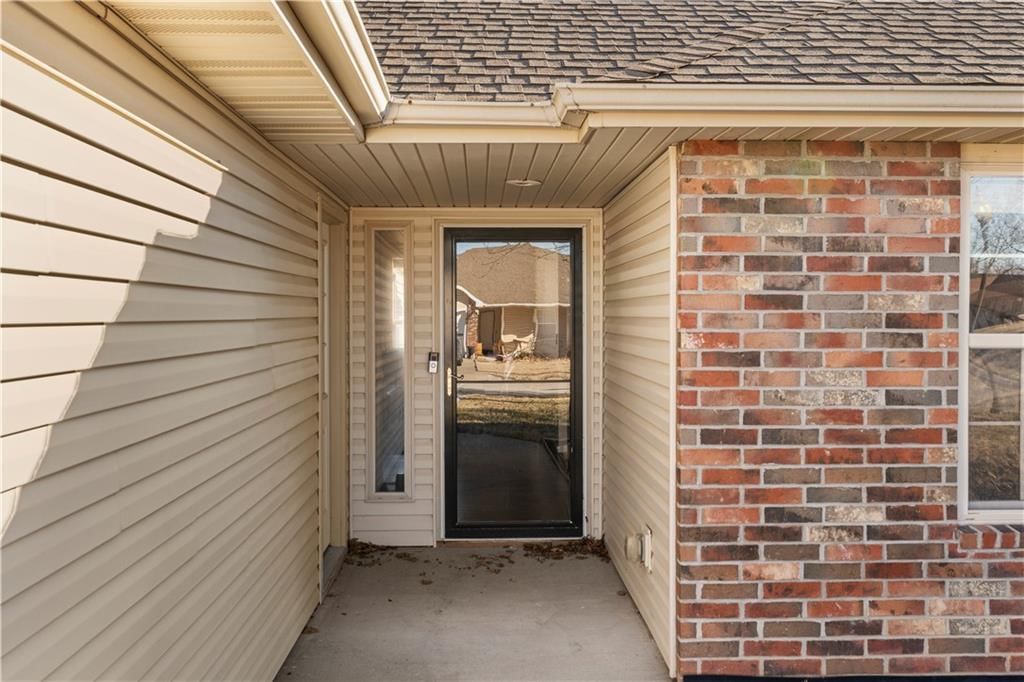 500 N Webster Street — photo 3