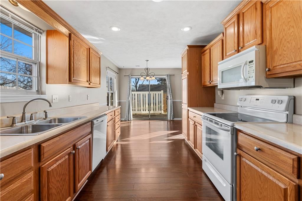 500 N Webster Street — photo 12