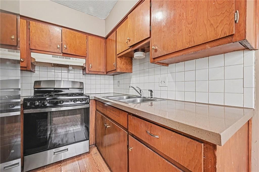 11610-11612 Ivanhoe Court — photo 14