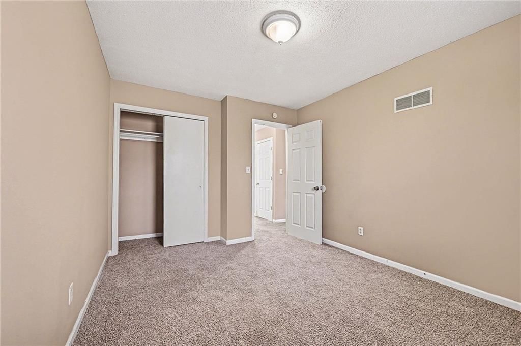 11610-11612 Ivanhoe Court — photo 18