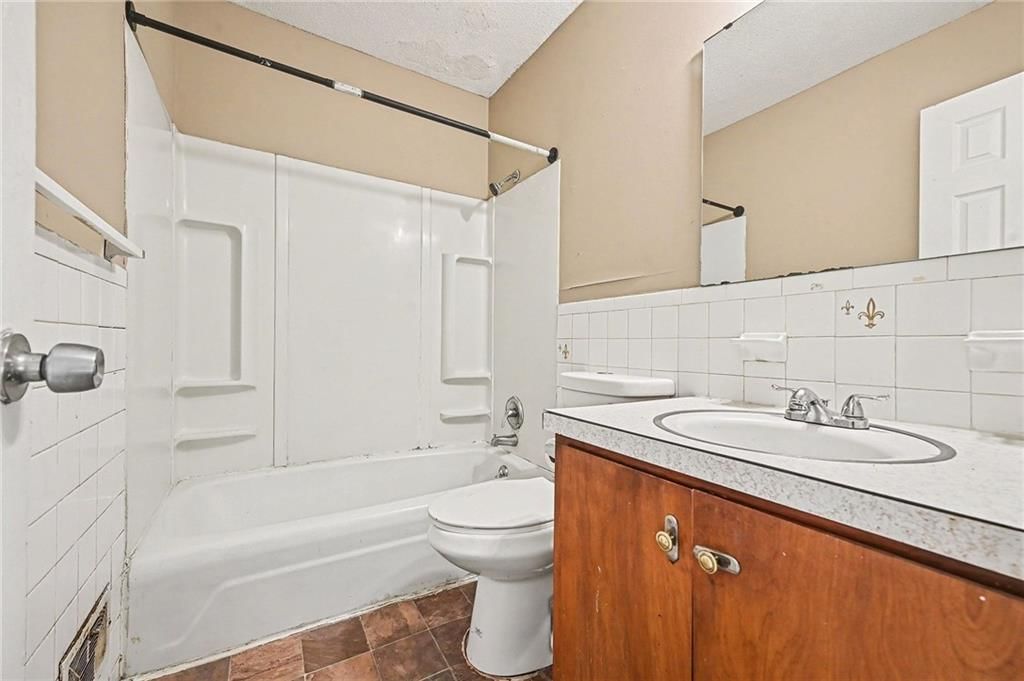 11610-11612 Ivanhoe Court — photo 19