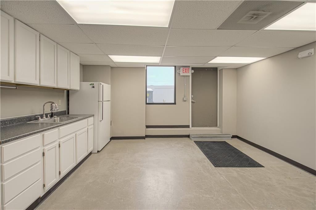 104 N Main Street — photo 16