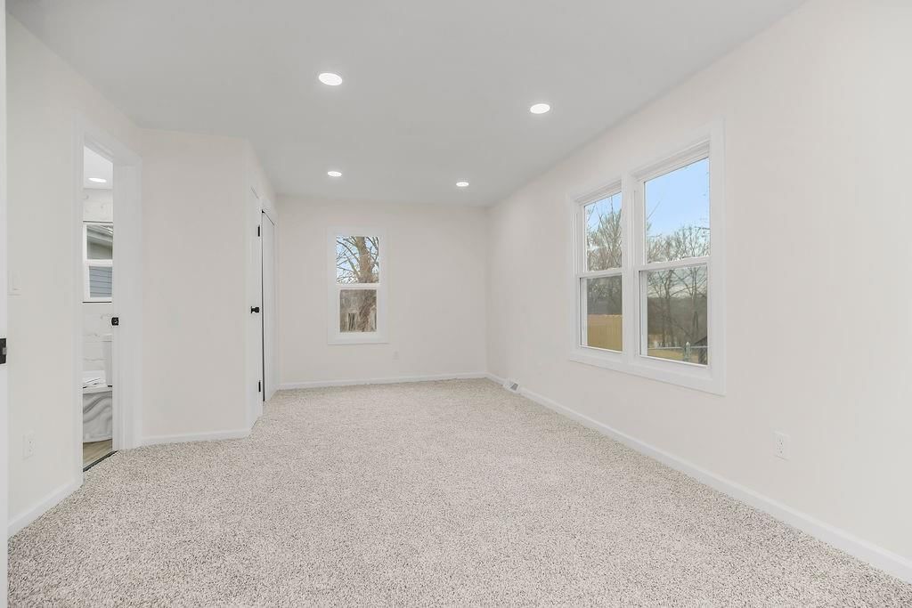 5416 N Denver Avenue — photo 19