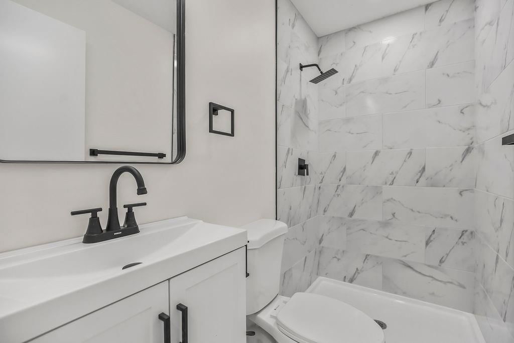 5416 N Denver Avenue — photo 23