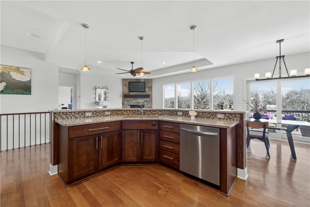 8315 Primrose Street — photo 9