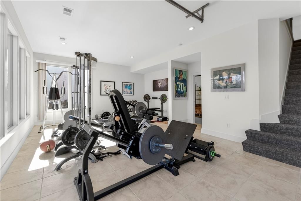 8315 Primrose Street — photo 38