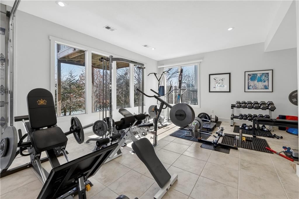 8315 Primrose Street — photo 39