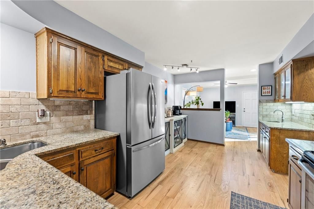12758 Overbrook Road — photo 15