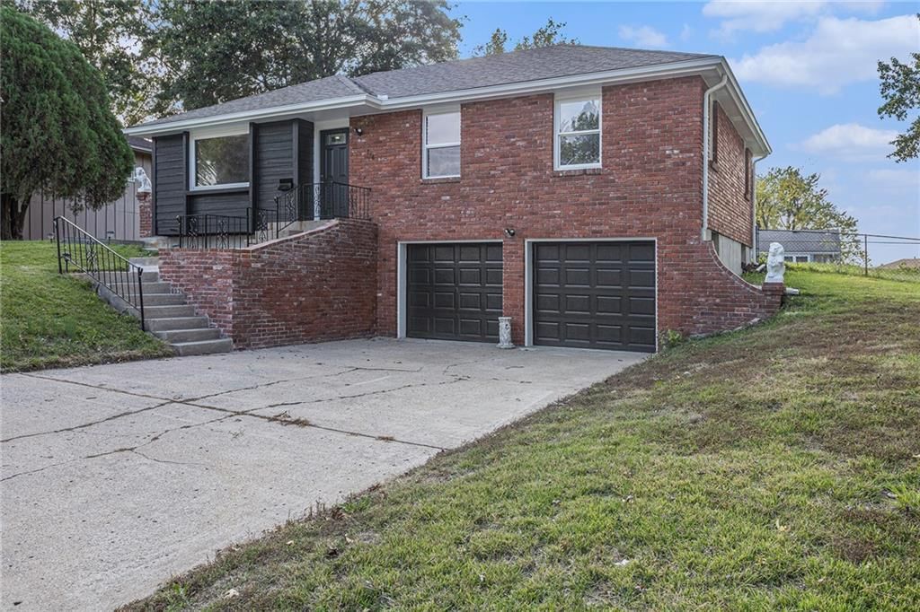 716 N 61st Terrace — photo 3
