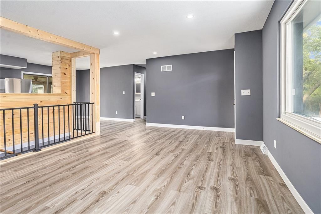 716 N 61st Terrace — photo 5