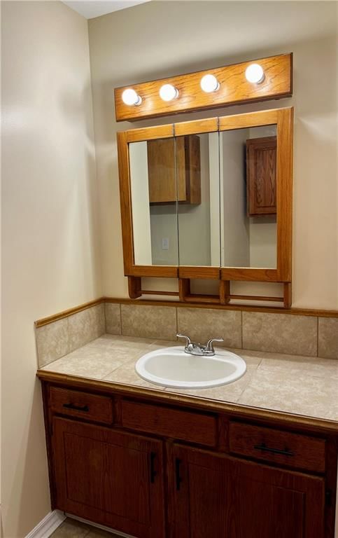 901 W Davis Street — photo 15