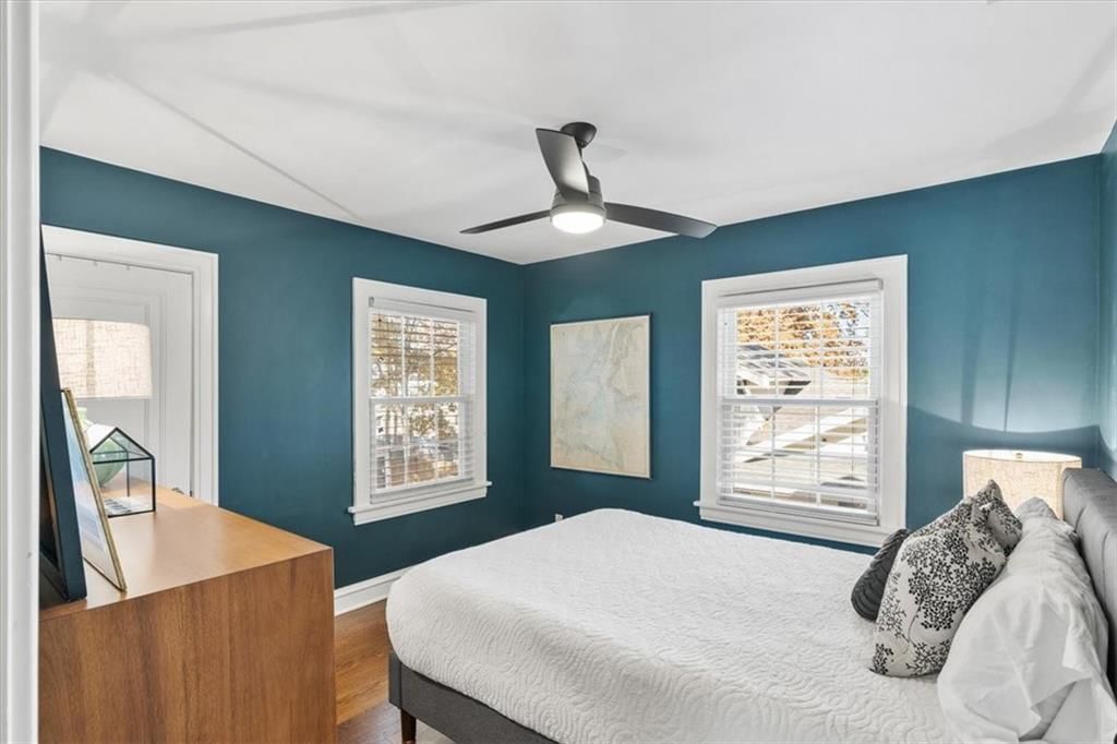 6430 Wyandotte Street — photo 23