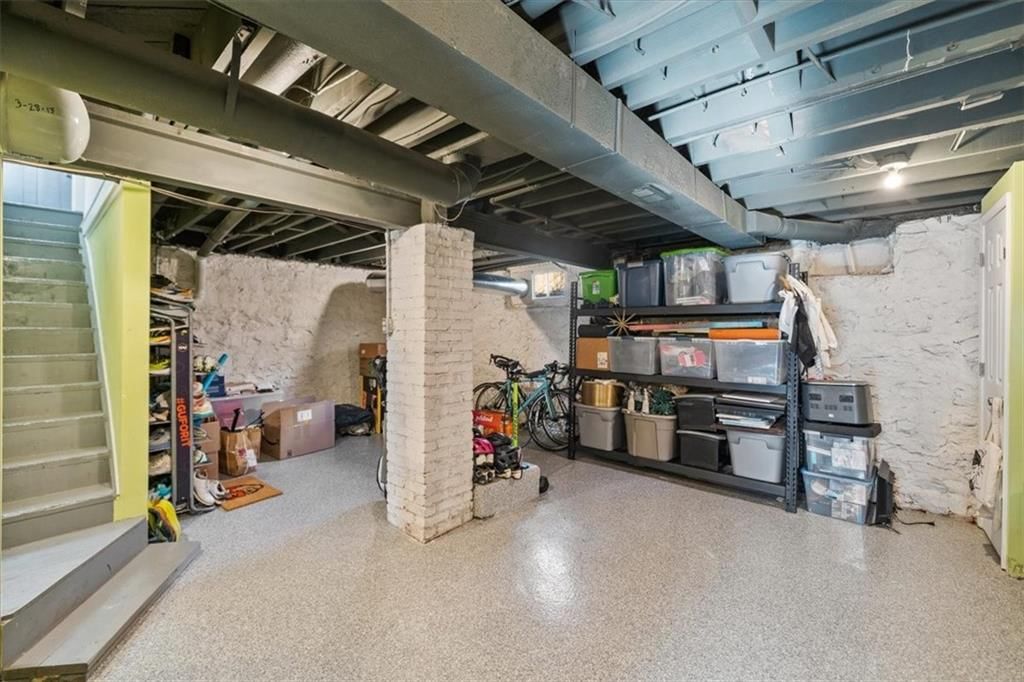 6430 Wyandotte Street — photo 29