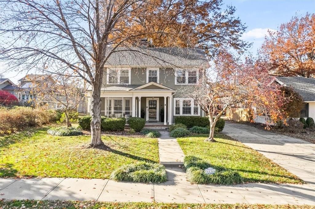 6430 Wyandotte Street — photo 40