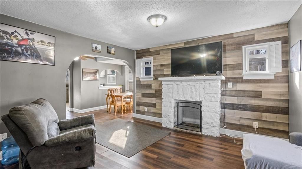 1613 S Norwood Avenue — photo 3