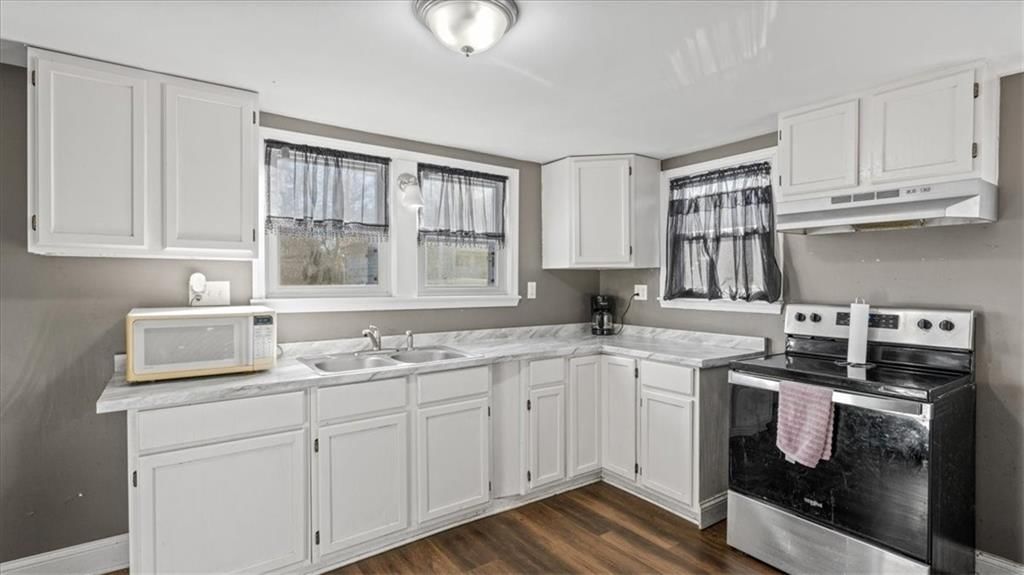 1613 S Norwood Avenue — photo 8