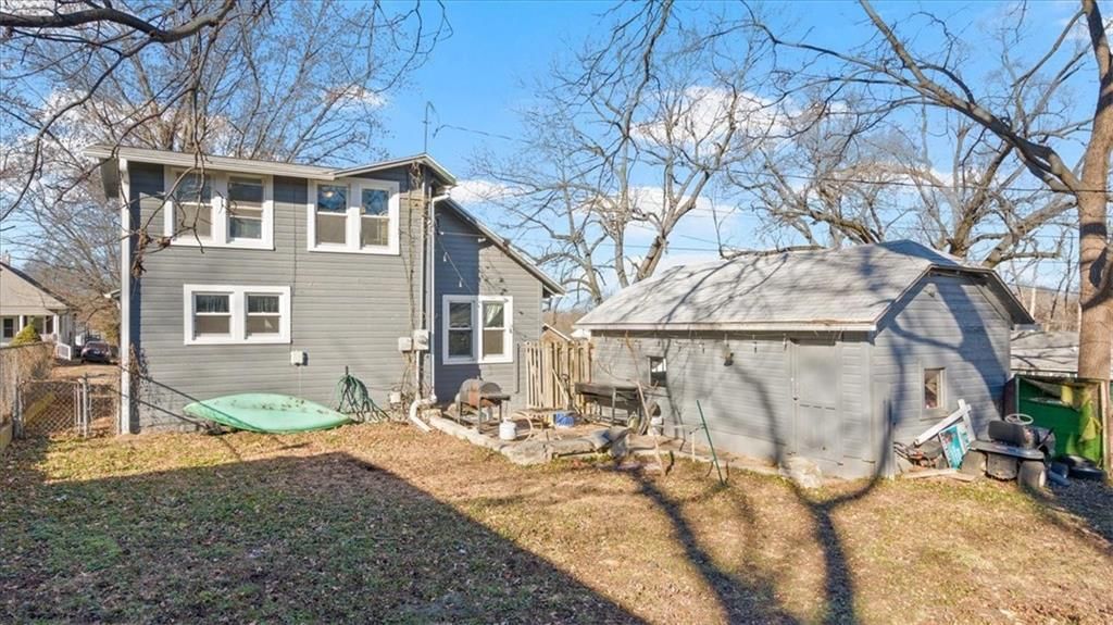 1613 S Norwood Avenue — photo 24