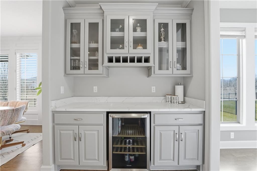 16200 Stearns Street — photo 5
