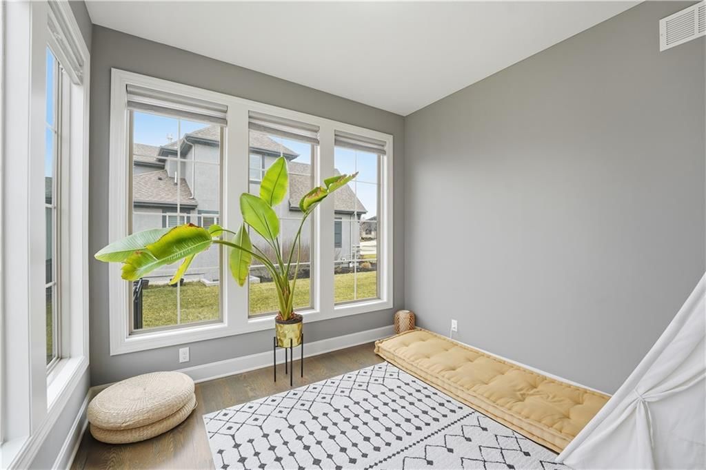 16200 Stearns Street — photo 30