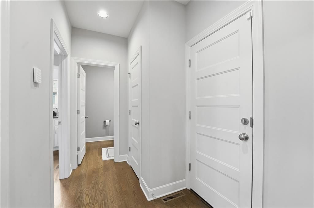 16200 Stearns Street — photo 31