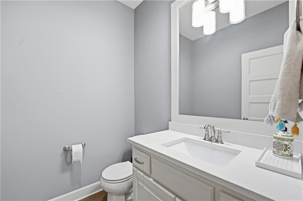 16200 Stearns Street — photo 32