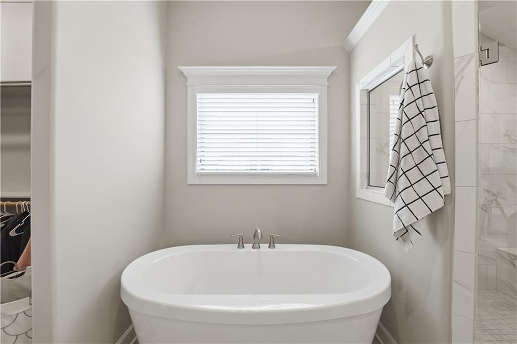 16200 Stearns Street — photo 54