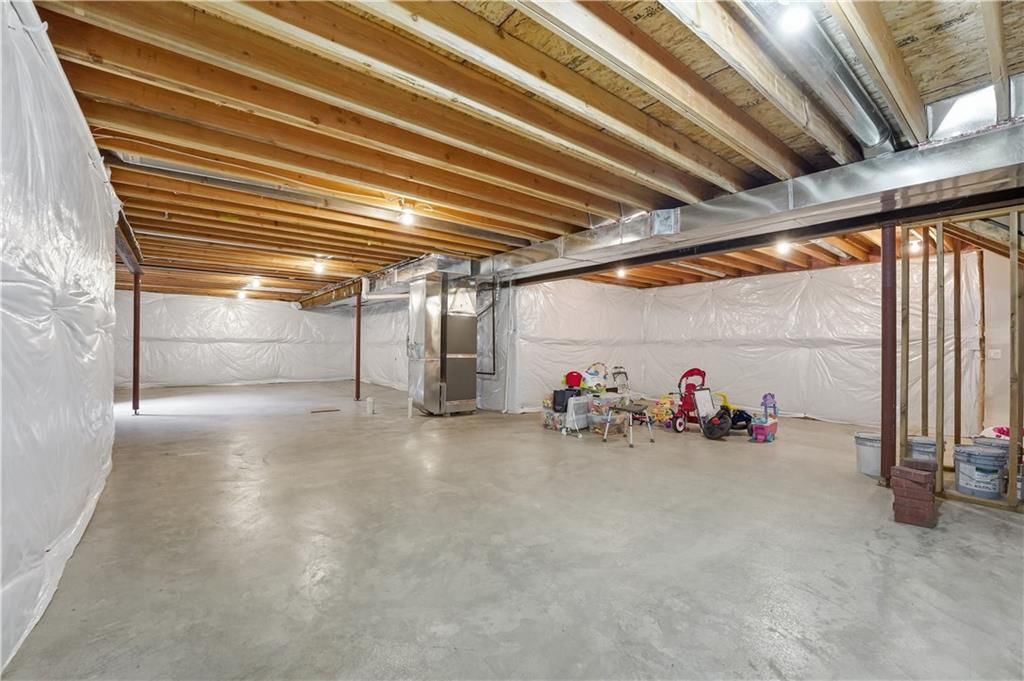 16200 Stearns Street — photo 58
